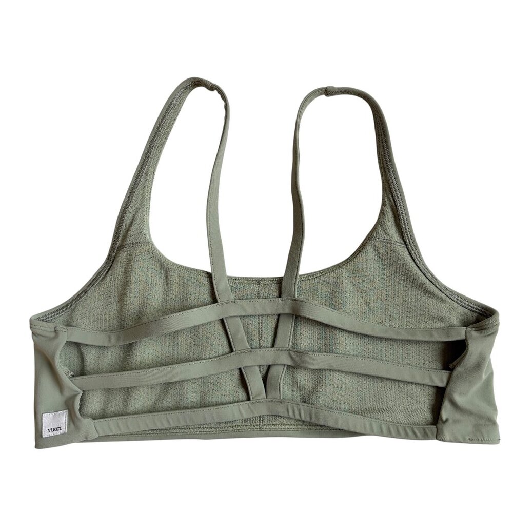 Vuori Yosemite Sports Bra (Sage Green) - Large